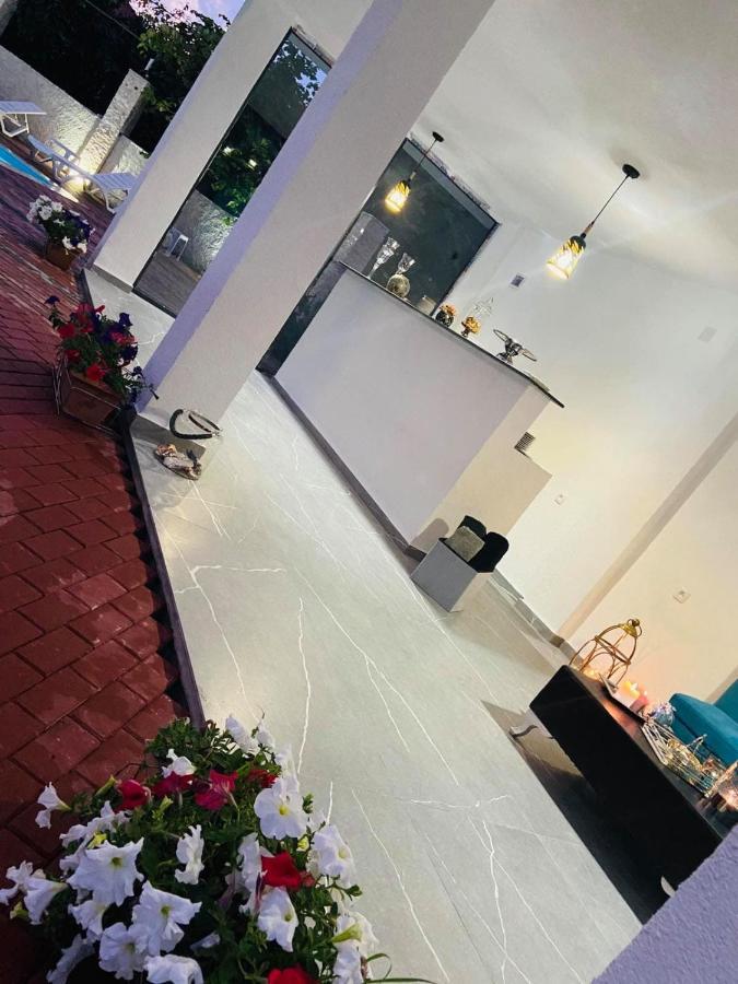 فندق New House كوبوليتي المظهر الخارجي الصورة