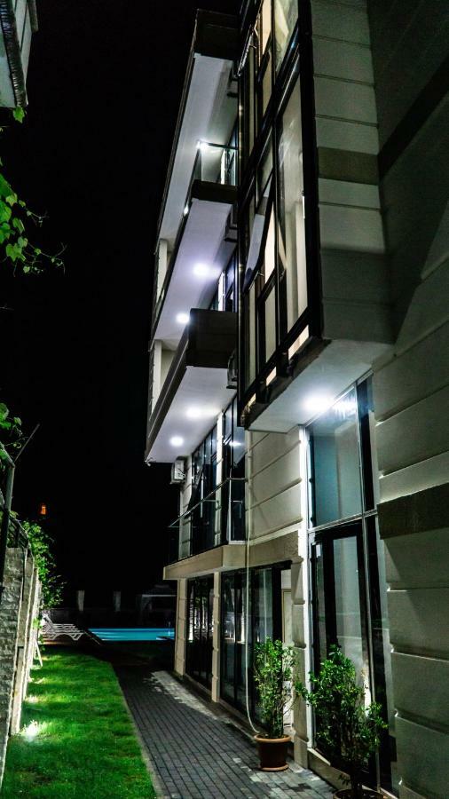فندق New House كوبوليتي المظهر الخارجي الصورة